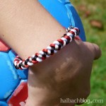 DIY-Idee halbachblog: Anleitung für ein geflochtenes Fan-Armband